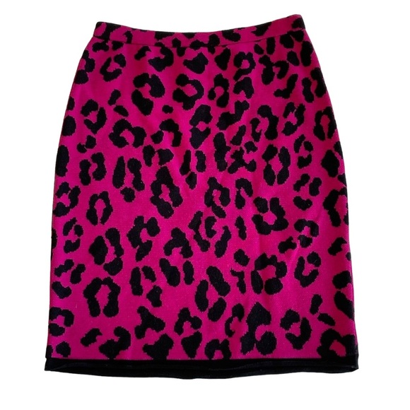 St. John Dresses & Skirts - St. John Pink Black Rare Knits Leopard Print Separates Pencil Skirt Size 8